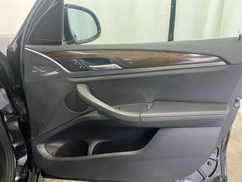 Used 2019 BMW X3 xDrive30i image 11