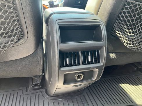 Used 2012 Cadillac SRX Luxury FWD image 27