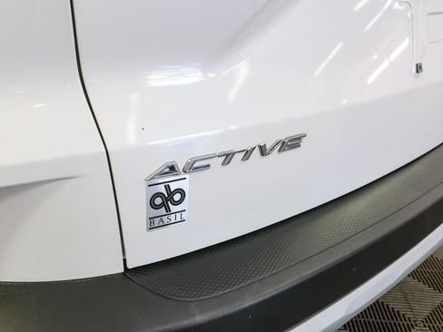 Used 2023 Ford Escape Active AWD/4WD image 9