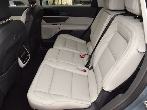 New 2026 Lincoln Nautilus Premier image 43