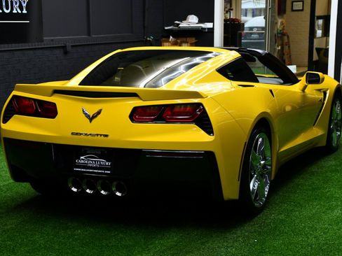 Used 2015 Chevrolet Corvette Stingray Coupe w/ 2LT Preferred Equipment Group RWD image 13