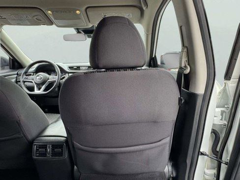 Used 2019 Nissan Rogue SV FWD image 52