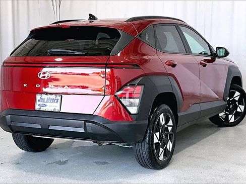 Used 2025 Hyundai Kona SEL AWD/4WD image 12