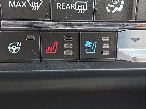 Used 2025 Ford F150 Raptor image 29