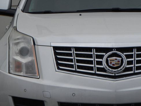 Used 2013 Cadillac SRX Luxury FWD image 11