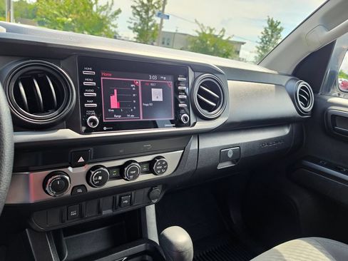 Used 2021 Toyota Tacoma SR w/ SR Convenience Package AWD/4WD image 28