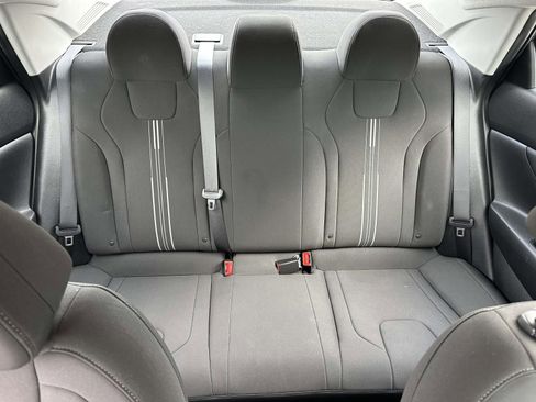 Used 2023 Hyundai Elantra SEL w/ Convenience Package FWD image 13