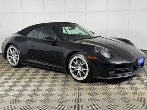 Used 2025 Porsche 911 Carrera RWD image 10