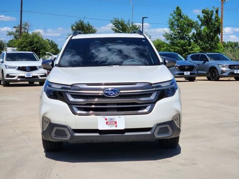 Certified 2025 Subaru Forester Limited AWD/4WD image 2