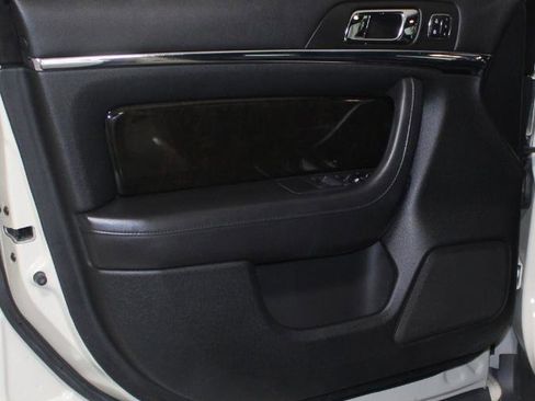 Used 2014 Lincoln MKS w/ Equipment Group 101A image 14