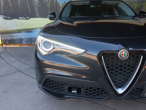 Used 2019 Alfa Romeo Stelvio image 43