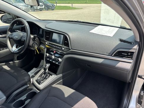 Used 2020 Hyundai Elantra SEL w/ Cargo Package (C1) FWD image 24