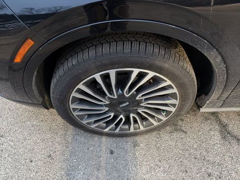 Used 2022 Lincoln Corsair Reserve w/ Equipment Group 201A image 3