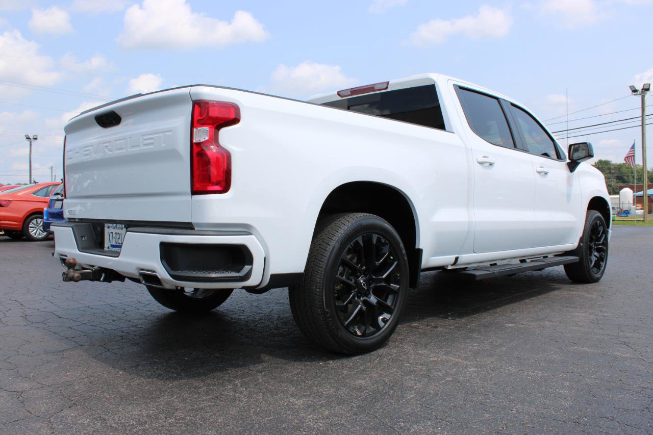 Used 2025 Chevrolet Silverado 1500 RST w/ Convenience Package II AWD/4WD image 4