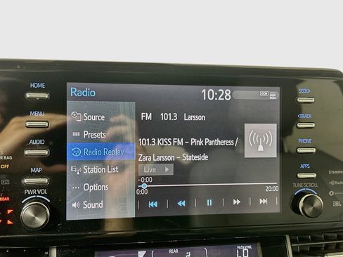 Used 2024 Toyota Sienna Limited AWD/4WD image 15