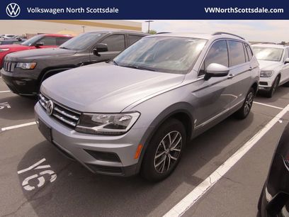 Used 2020 Volkswagen Tiguan SE w/ Panoramic Sunroof Package