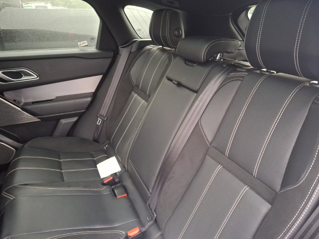 Used 2020 Land Rover Range Rover Velar R-Dynamic S AWD/4WD image 10