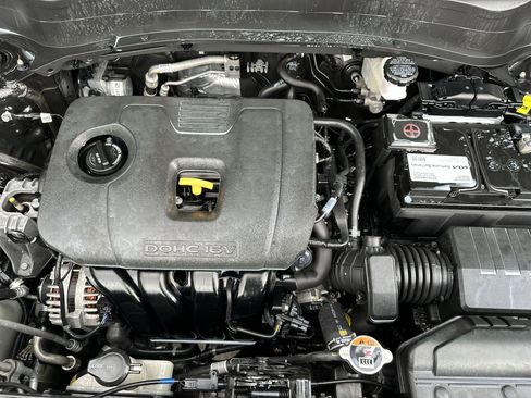 Certified 2024 Kia Seltos EX image 18