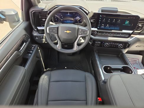 New 2026 Chevrolet Silverado 3500 LTZ w/ LTZ Convenience Package AWD/4WD image 13