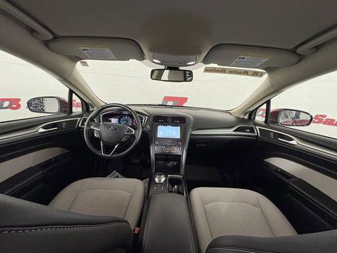 Used 2019 Ford Fusion SE w/ Equipment Group 151A image 34