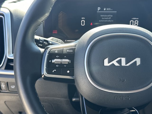 Certified 2025 Kia Sorento EX w/ Panoramic Sunroof Package AWD/4WD image 7