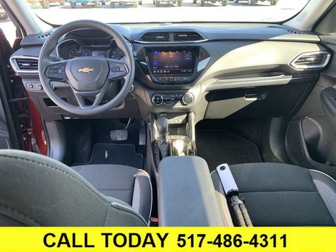 Certified 2023 Chevrolet TrailBlazer LT w/ Convenience Package image 19