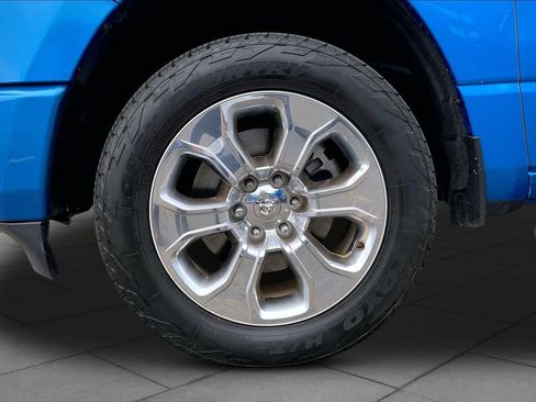 Used 2020 RAM 1500 Big Horn AWD/4WD image 11