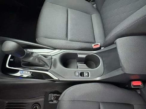 Used 2024 Toyota Corolla LE image 22
