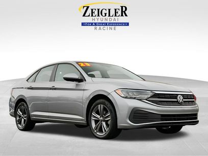 Used 2023 Volkswagen Jetta SE w/ Panoramic Sunroof Package