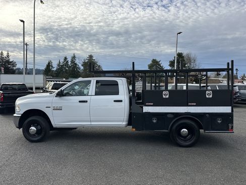 Used 2018 RAM 3500 Tradesman w/ Chrome Appearance Group image 2