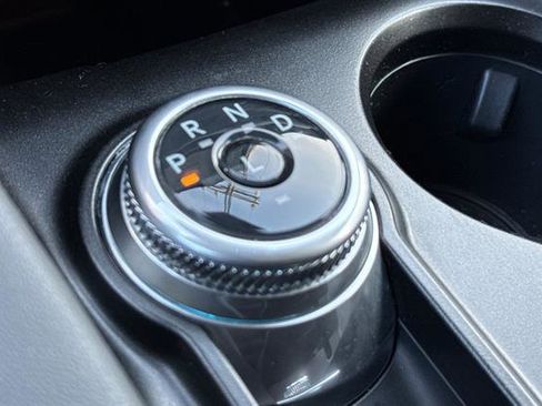 Used 2025 Ford Explorer Active image 25