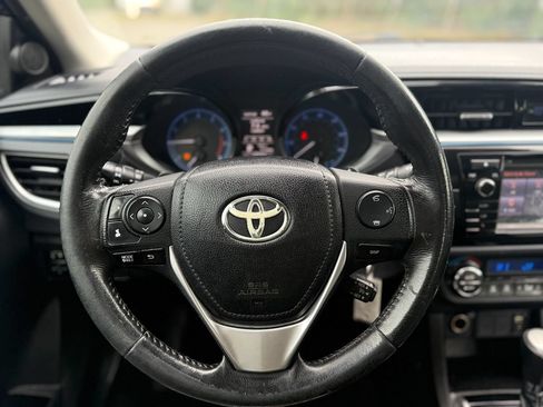 Used 2014 Toyota Corolla S FWD image 17