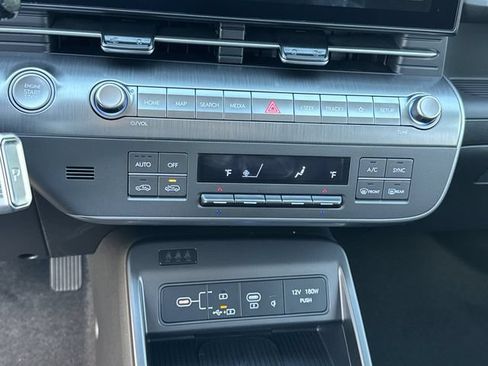 New 2026 Hyundai Kona SEL Premium FWD image 32