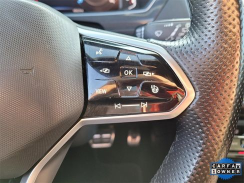 Used 2022 Volkswagen Tiguan SEL R-Line image 31