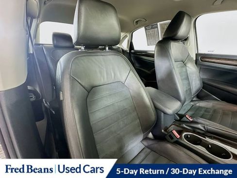 Used 2014 Volkswagen Passat 1.8T SEL Premium FWD image 29