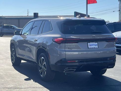 New 2026 Buick Enclave Sport Touring w/ Power Package image 5