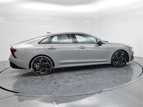 New 2026 Kia K5 GT-Line image 8
