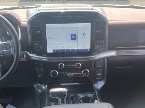 Used 2022 Ford F150 Lariat image 11