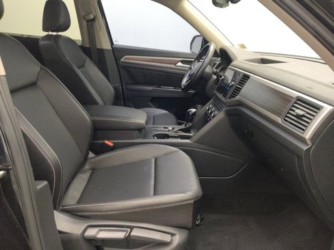 Used 2021 Volkswagen Atlas SE FWD image 19