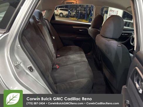 Used 2015 Nissan Altima 2.5 S image 14