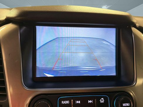 Used 2018 Chevrolet Tahoe Premier AWD/4WD image 25