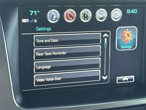 Used 2020 Chevrolet Suburban Premier w/ Premier Plus Edition image 40