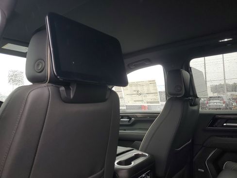 New 2026 GMC Yukon XL Elevation w/ Elevation Premium Package image 8