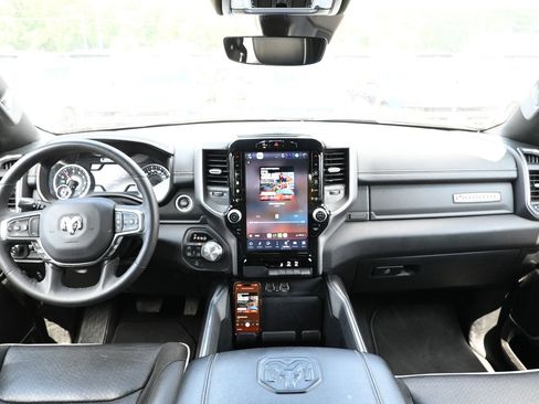 Used 2025 RAM 1500 Laramie AWD/4WD image 35