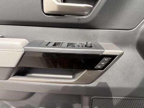 Used 2024 Toyota Tundra Limited image 21