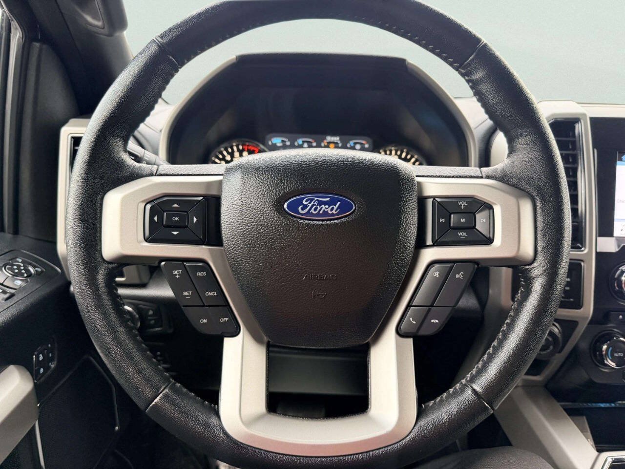 Used 2018 Ford F150 Lariat AWD/4WD image 28