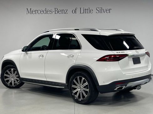 Used 2024 Mercedes-Benz GLE 350 4MATIC image 3