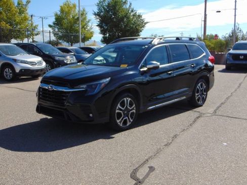 Used 2023 Subaru Ascent Limited w/ Technology Package AWD/4WD image 8