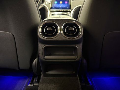 Certified 2025 Mercedes-Benz GLC 300 image 19