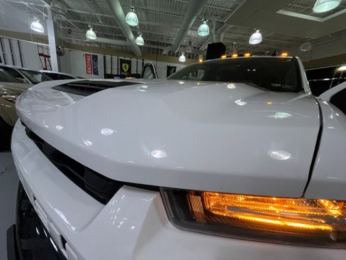 Used 2020 Chevrolet Silverado 2500 Custom w/ Custom Value Package image 12